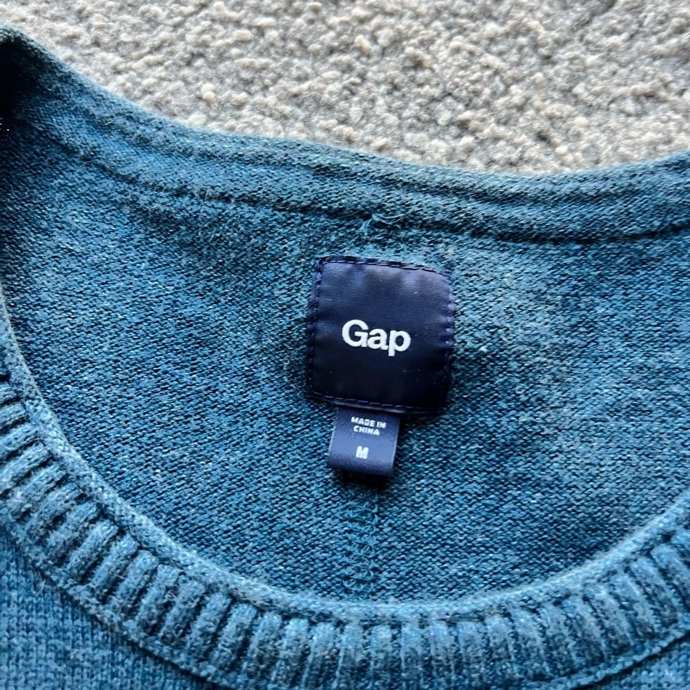 Gap Assorted Men’s Sweaters Bundle 2 PC - Picture 7 of 8